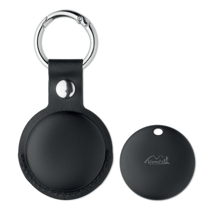 Baksida av svart MiLi smart tracker med matchande PU-fodral och silverfärgad nyckelring.
