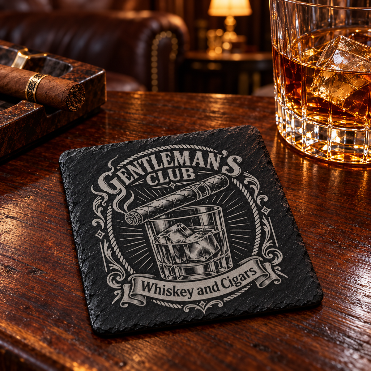 Glasunderlägg i skiffer med gravyr – Gentleman’s Club, 4-pack
