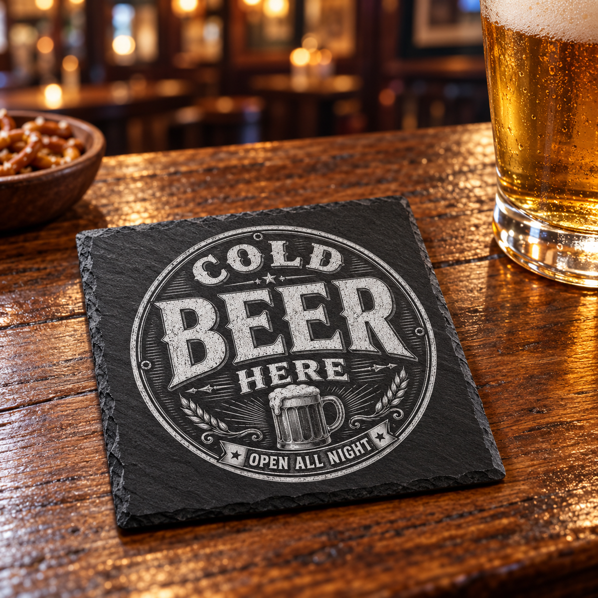 Glasunderlägg i skiffer med gravyr – Cold Beer, 4-pack