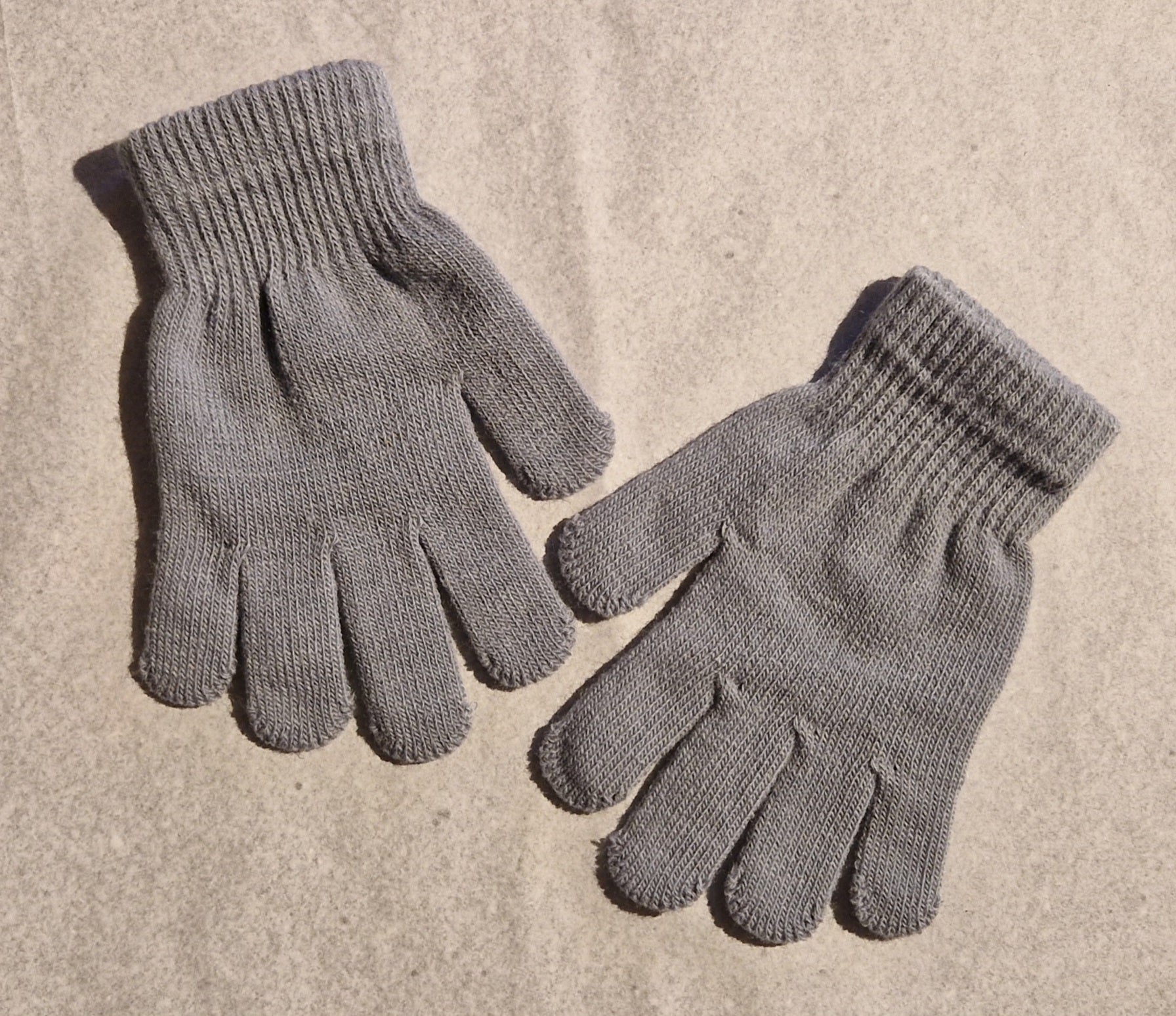 Fingervantar 3-pack i olika färger för barn