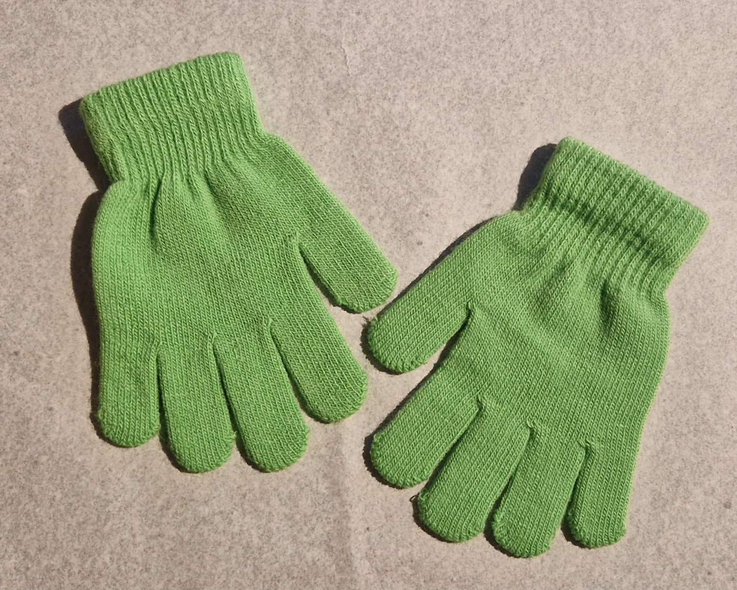 Gröna fingervantar 3-pack för barn - designa själv