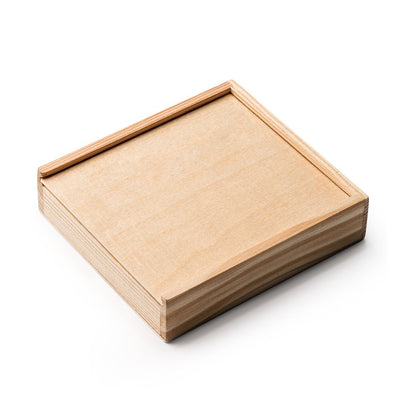 2-in-1 Wooden Game with Laser Engraving - Yatzy & Card Game